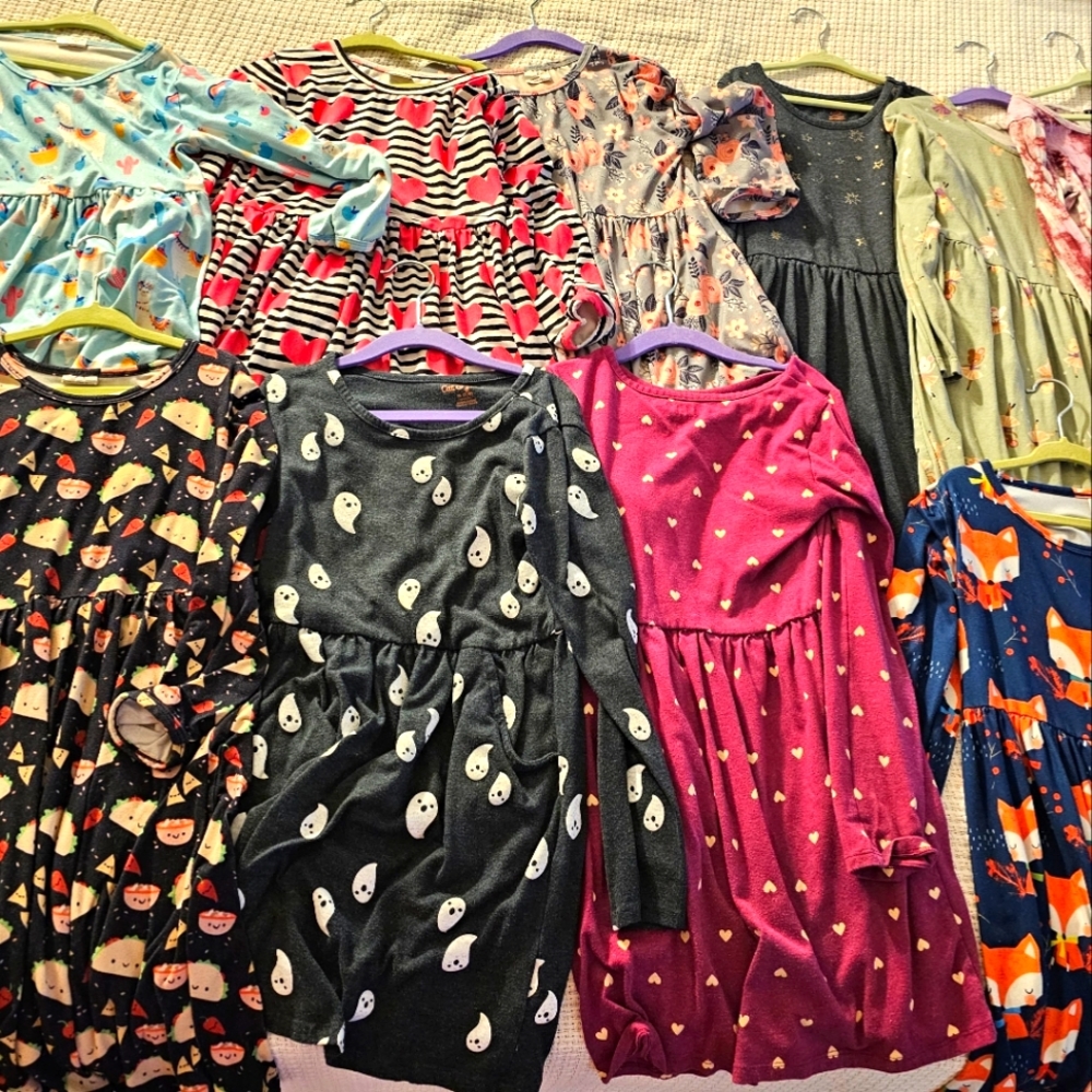Lot of ten long sleeve dresses